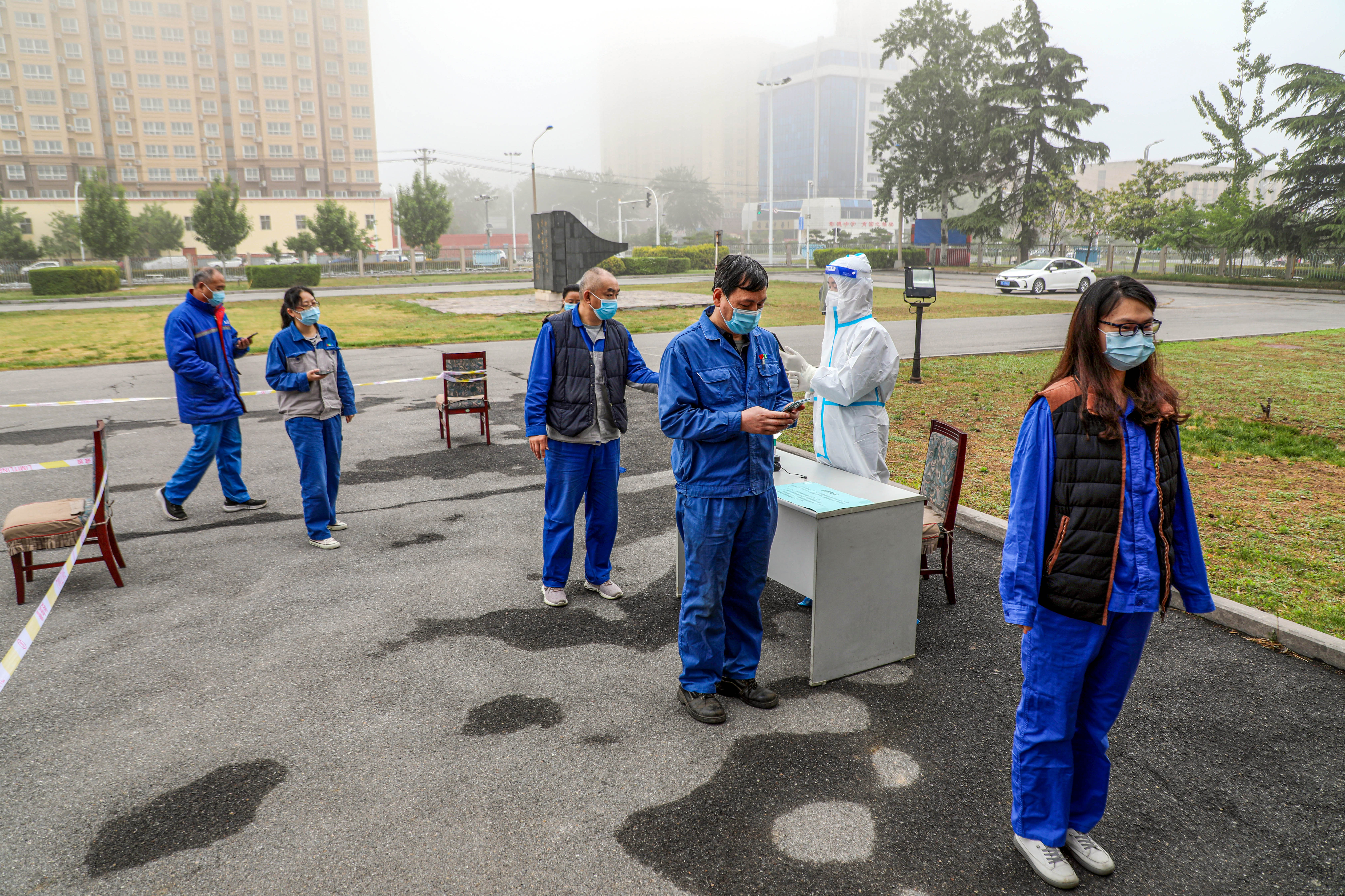 安彩高科：抗疫路上，從來(lái)都是“雙向奔赴”！