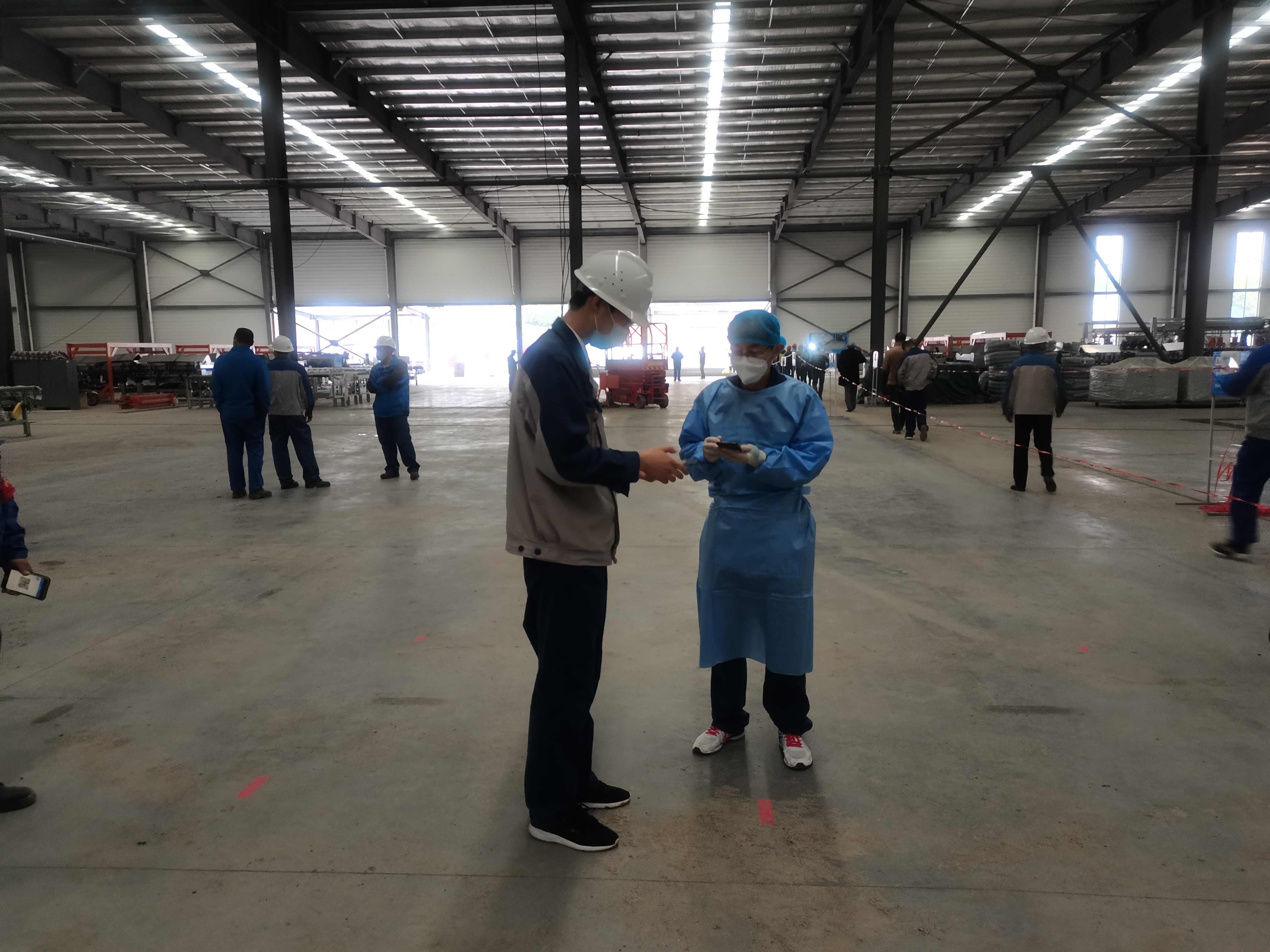 決勝項目建設(shè) 許昌安彩“疫”不容辭